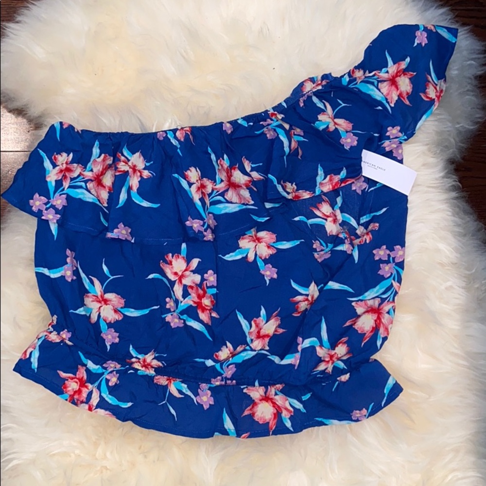 🔥Sale🔥NWT American Eagle one shoulder floral top